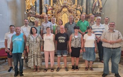 Festlicher Gottesdienst zur Goldkommunion